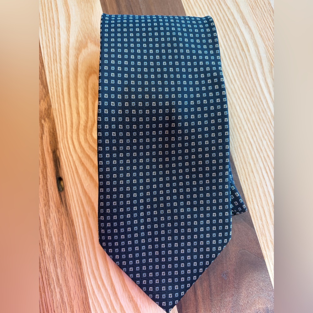 ✨Hugo Boss BOSS Silk Tie ~ 10cm width ~ Italy ~ Dark Navy Blue ~ EUC